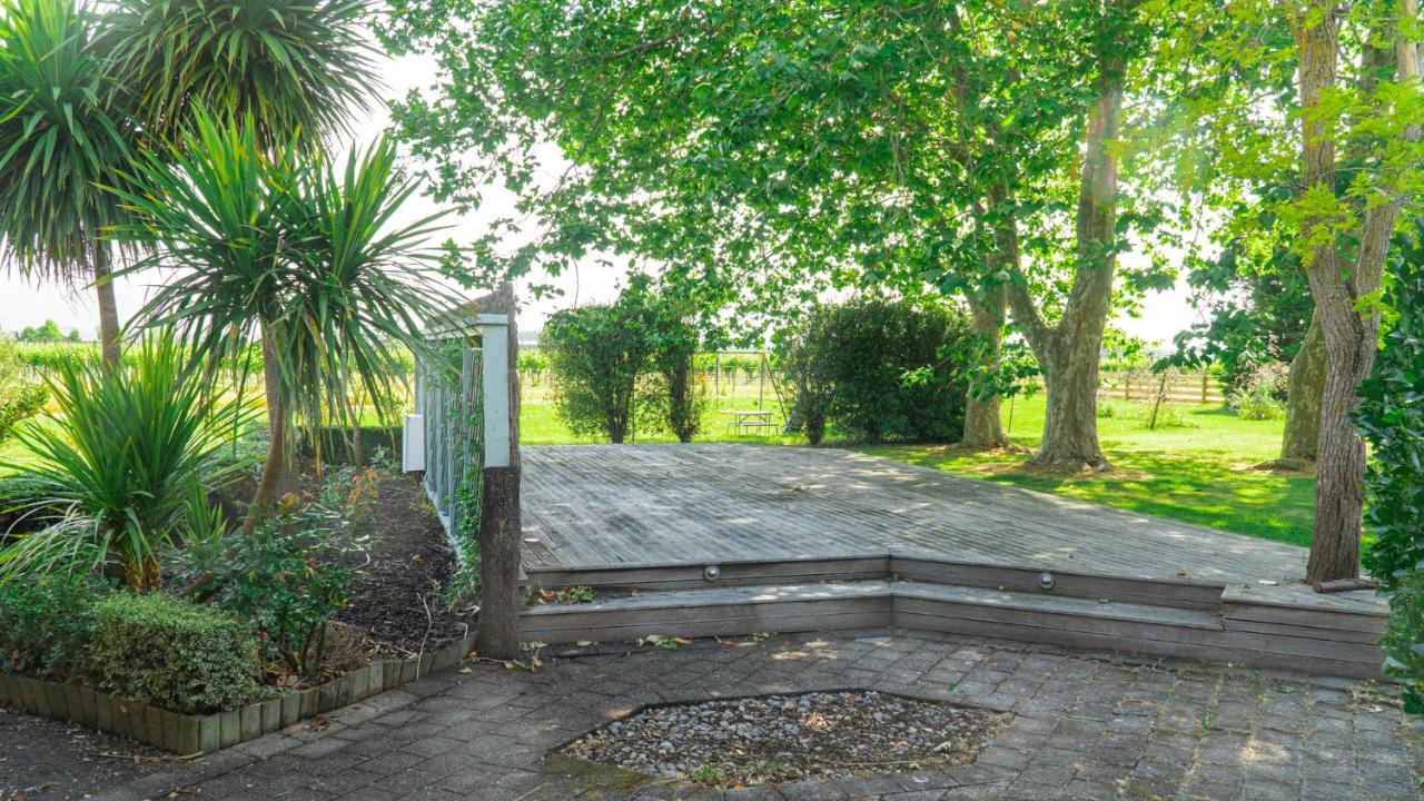 Fairhall Guest Lodge Woodbourne Extérieur photo