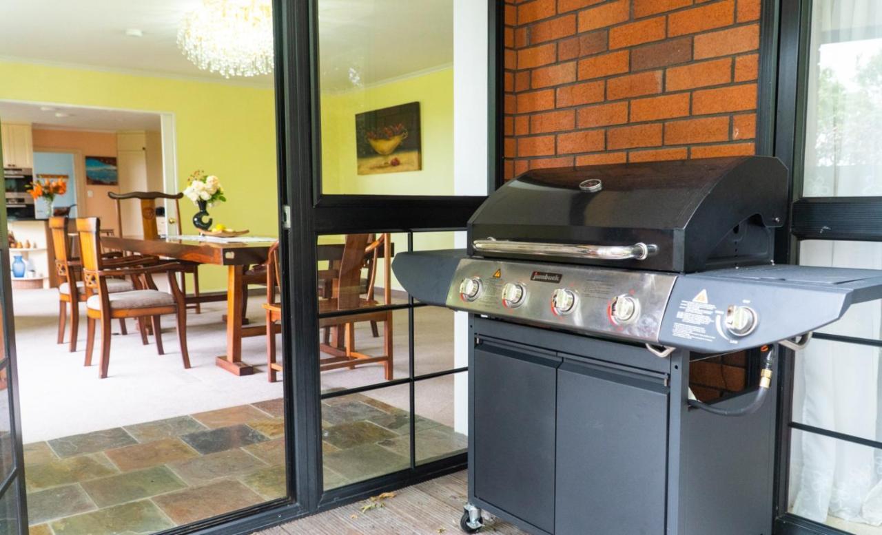 Fairhall Guest Lodge Woodbourne Extérieur photo