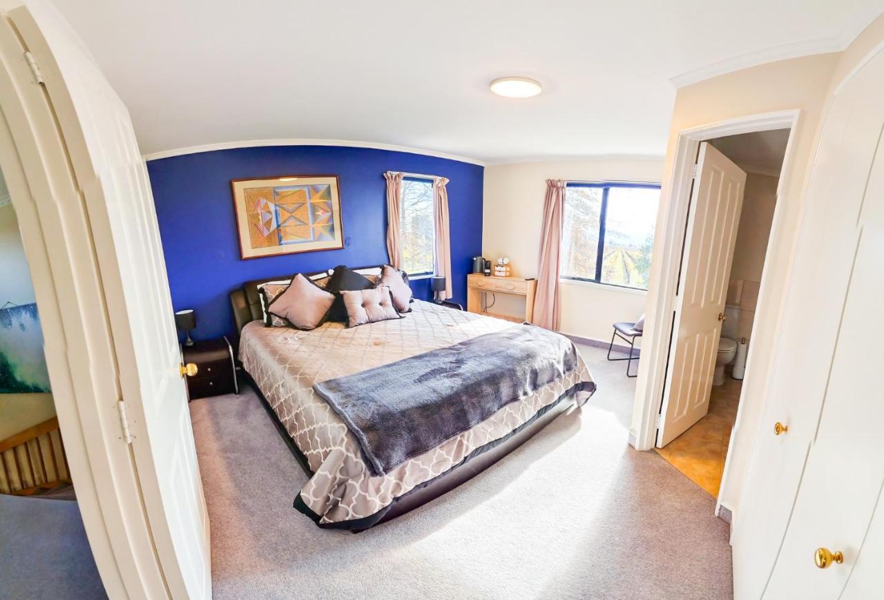 Fairhall Guest Lodge Woodbourne Extérieur photo
