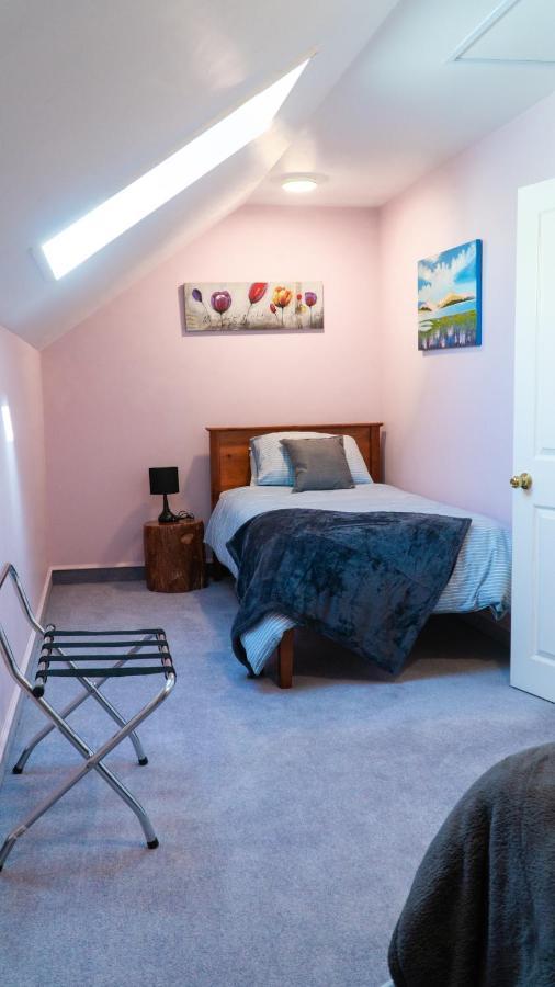 Fairhall Guest Lodge Woodbourne Extérieur photo