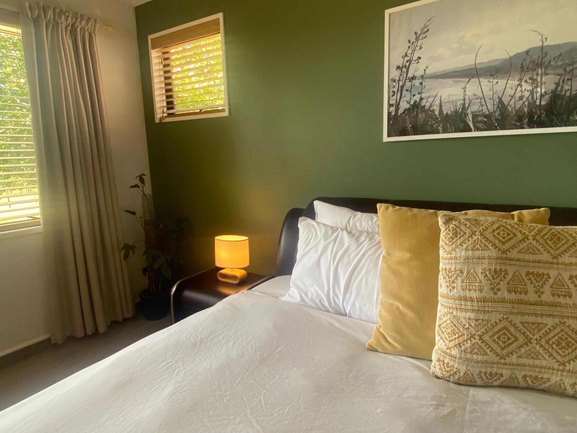 Fairhall Guest Lodge Woodbourne Extérieur photo
