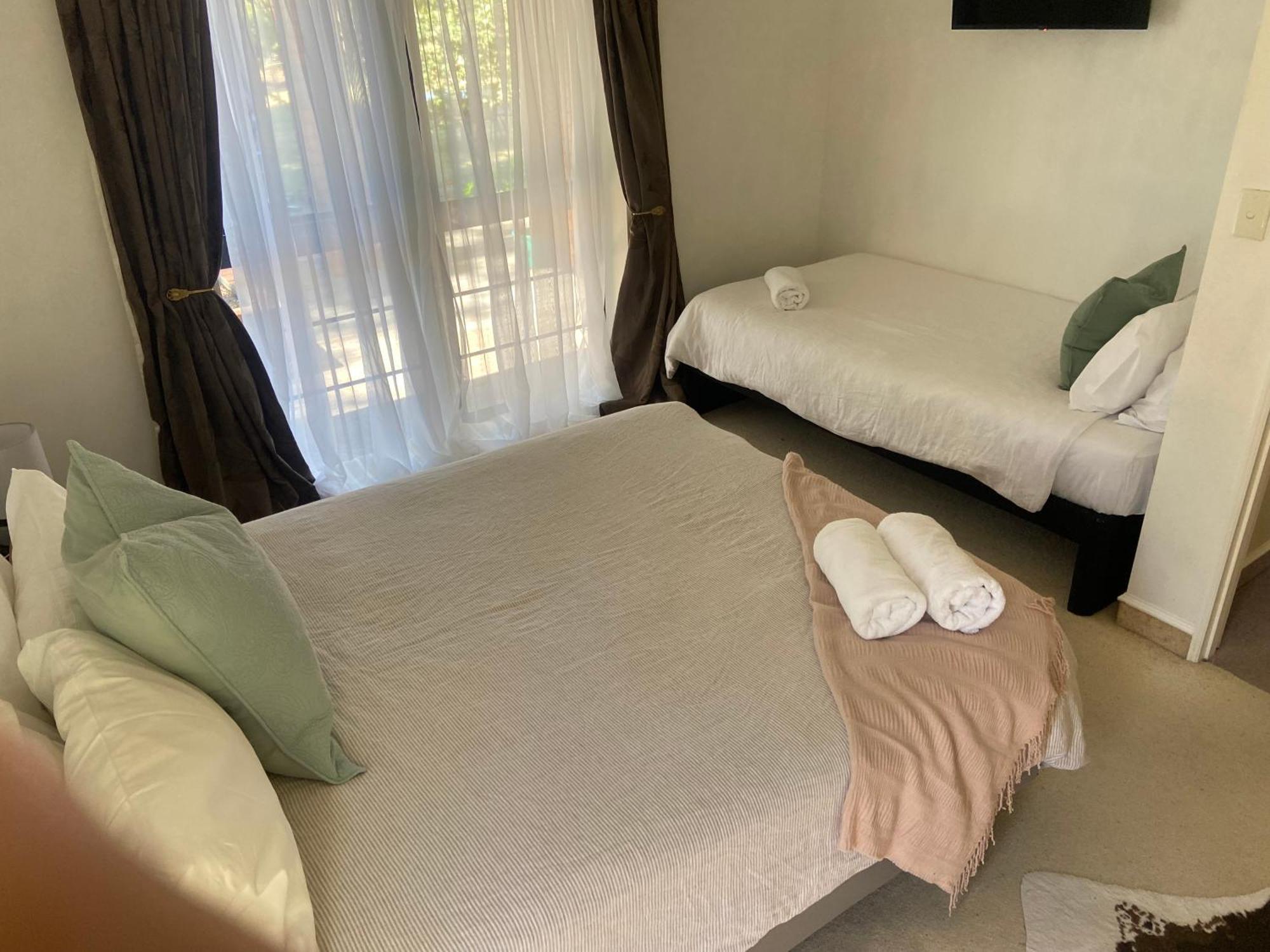 Fairhall Guest Lodge Woodbourne Extérieur photo