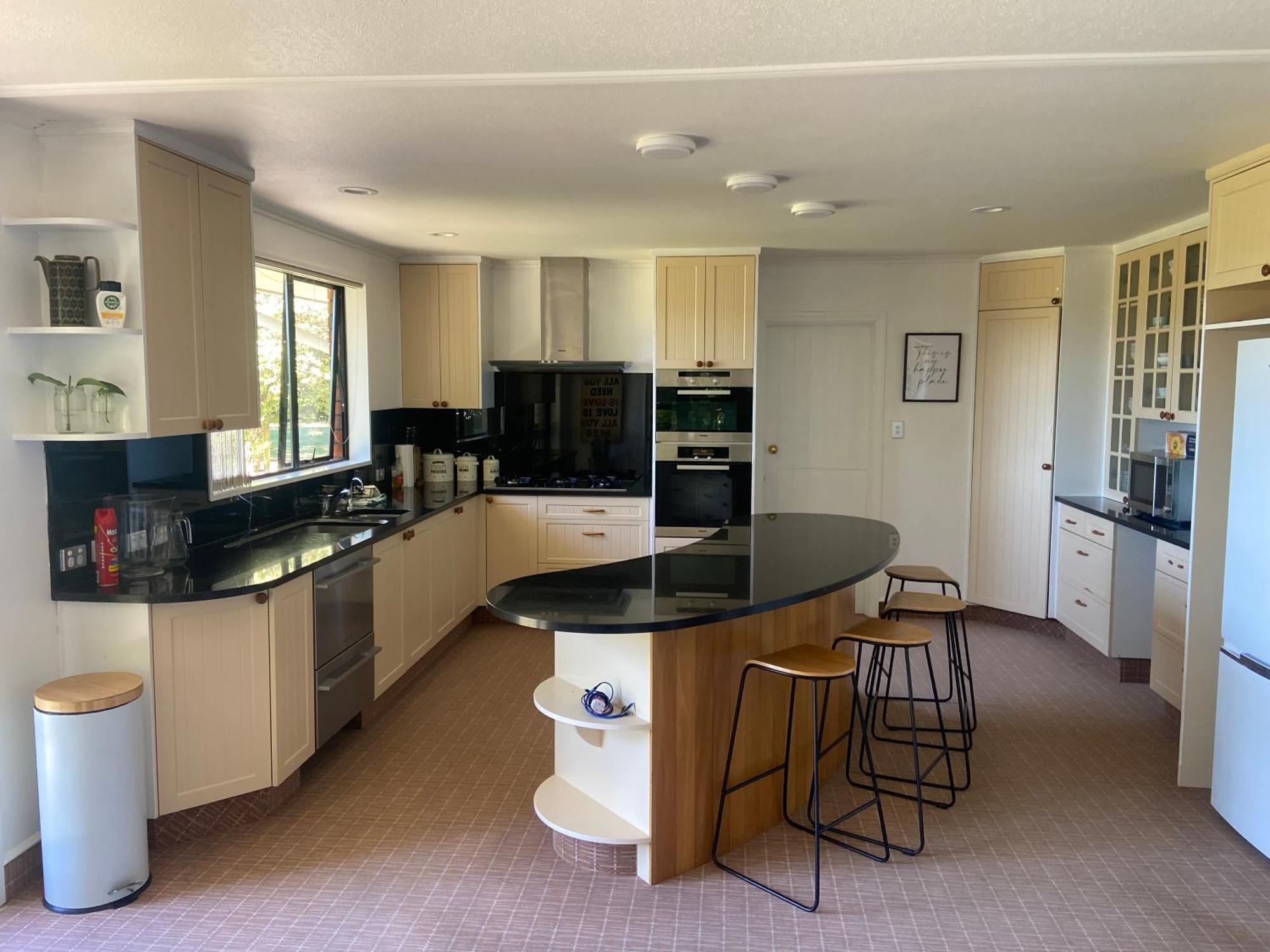 Fairhall Guest Lodge Woodbourne Extérieur photo
