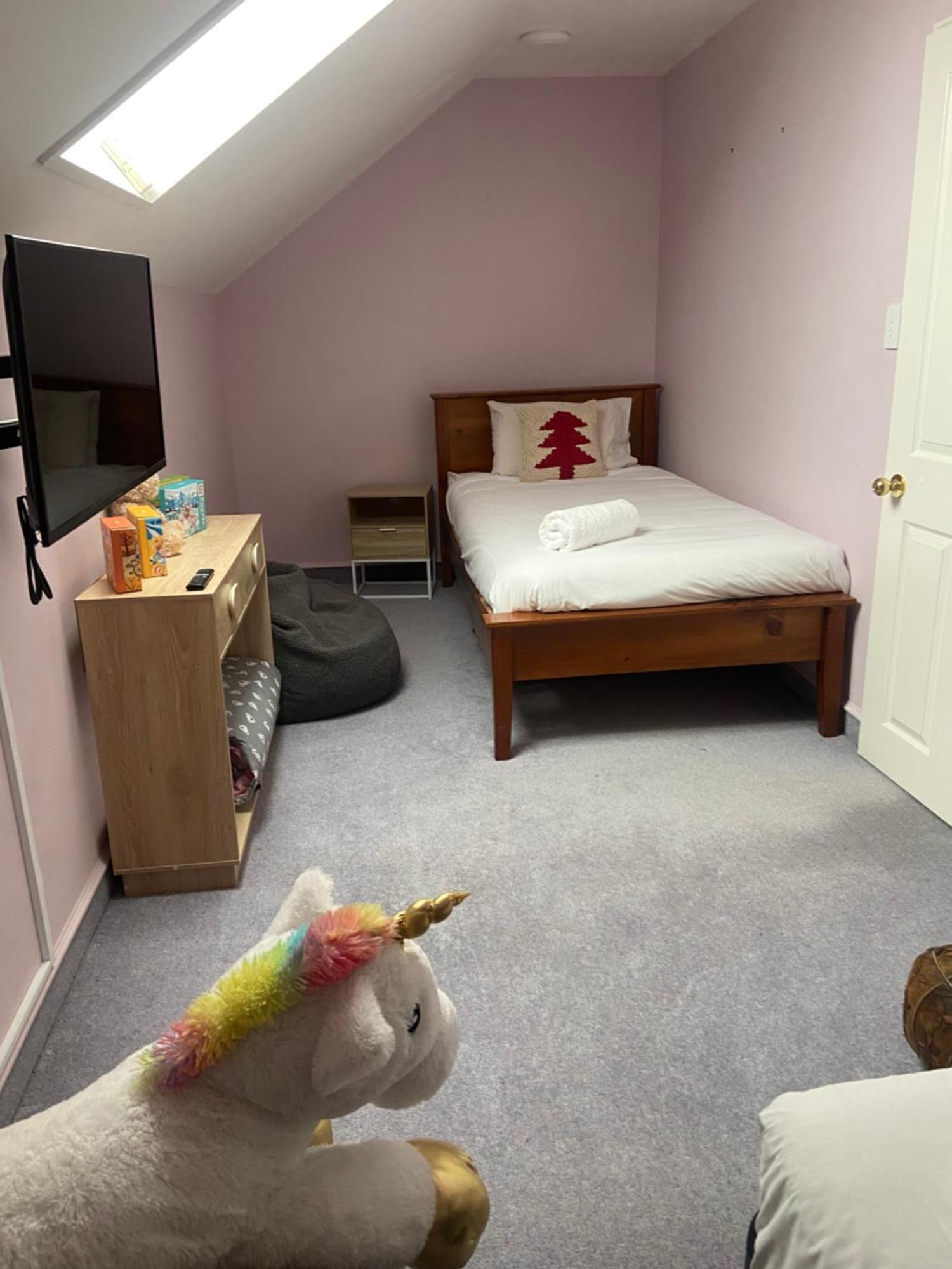 Fairhall Guest Lodge Woodbourne Extérieur photo