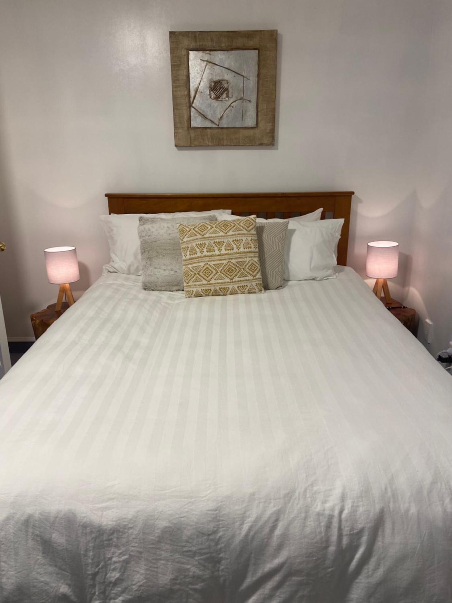 Fairhall Guest Lodge Woodbourne Extérieur photo